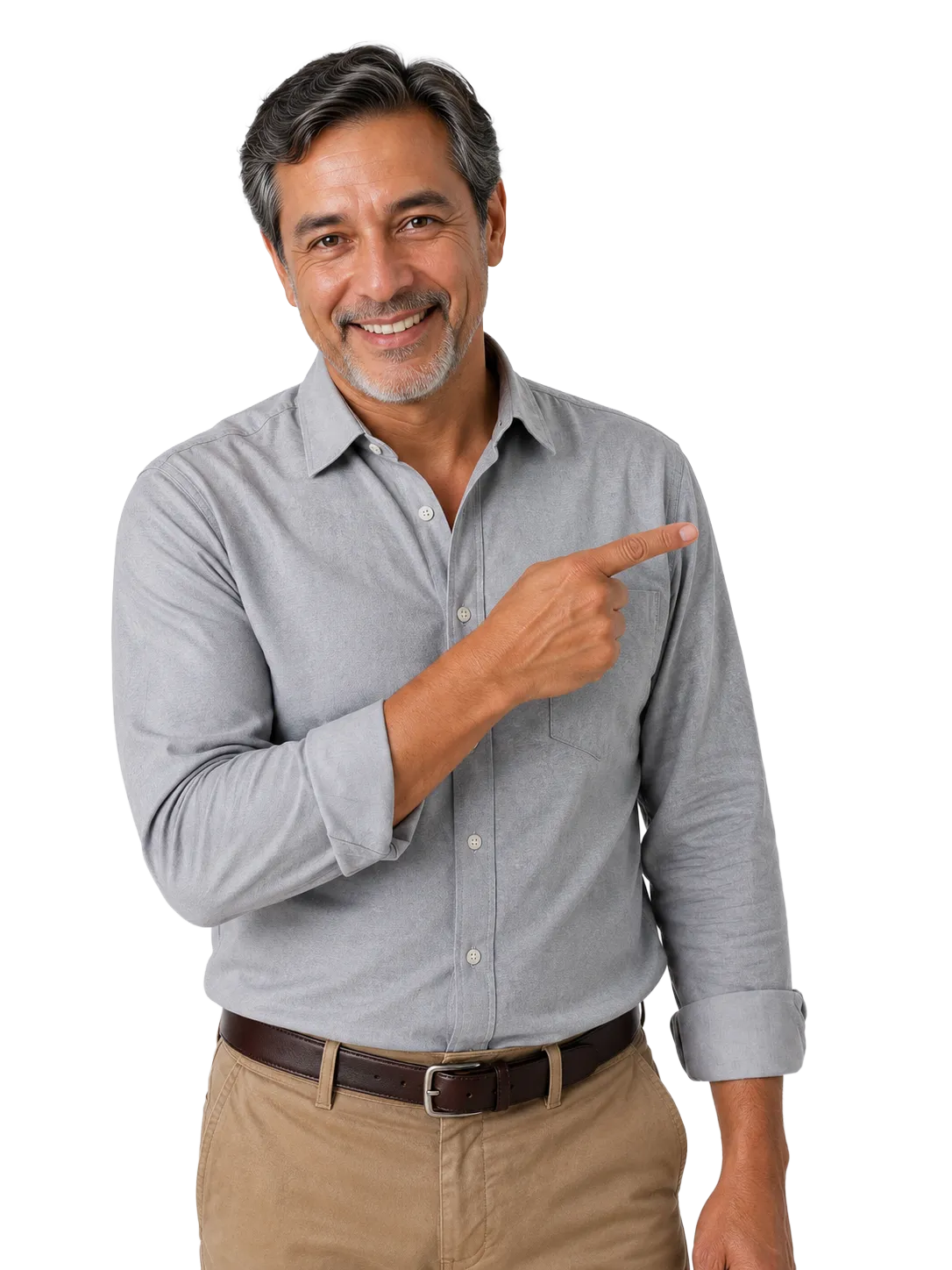 Señor sonriendo, señalando hacia el primer paso
